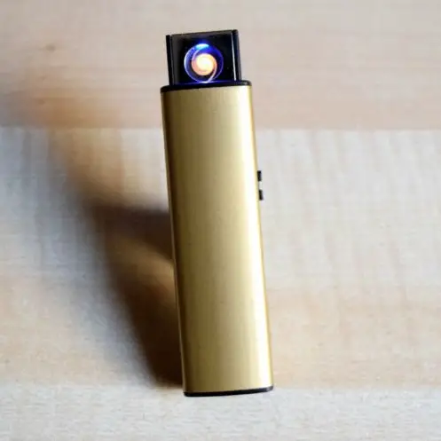 Briquet rechargeable usb doré